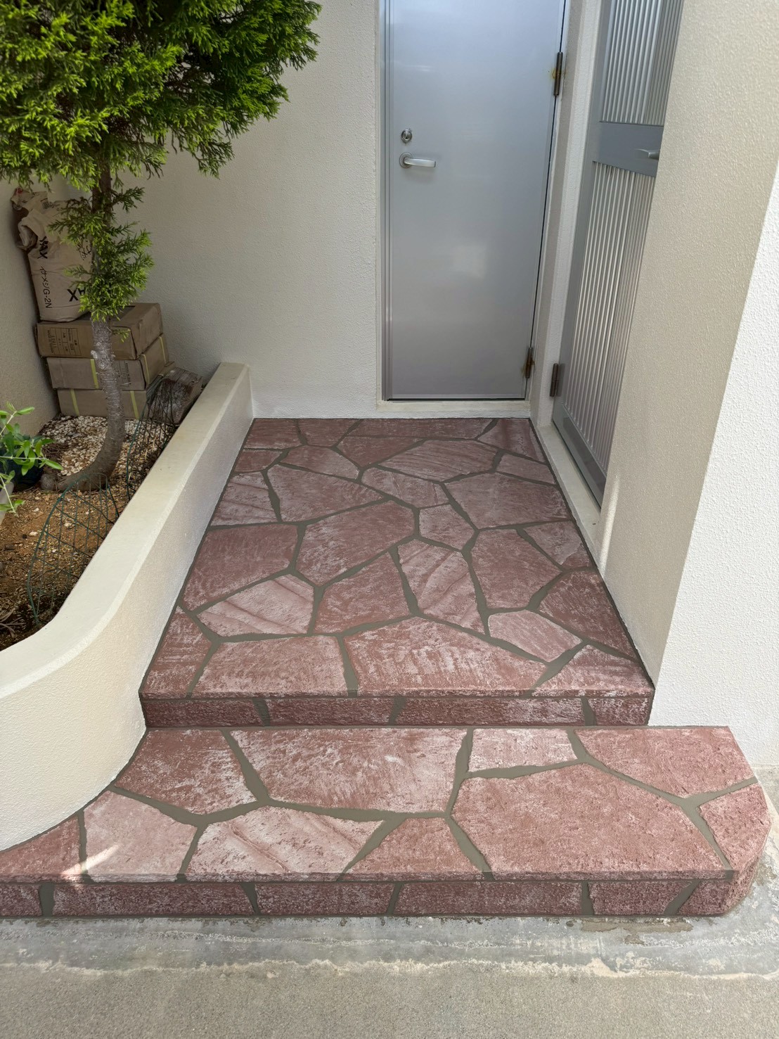 ローラーストーン施工後のタイル 沖縄